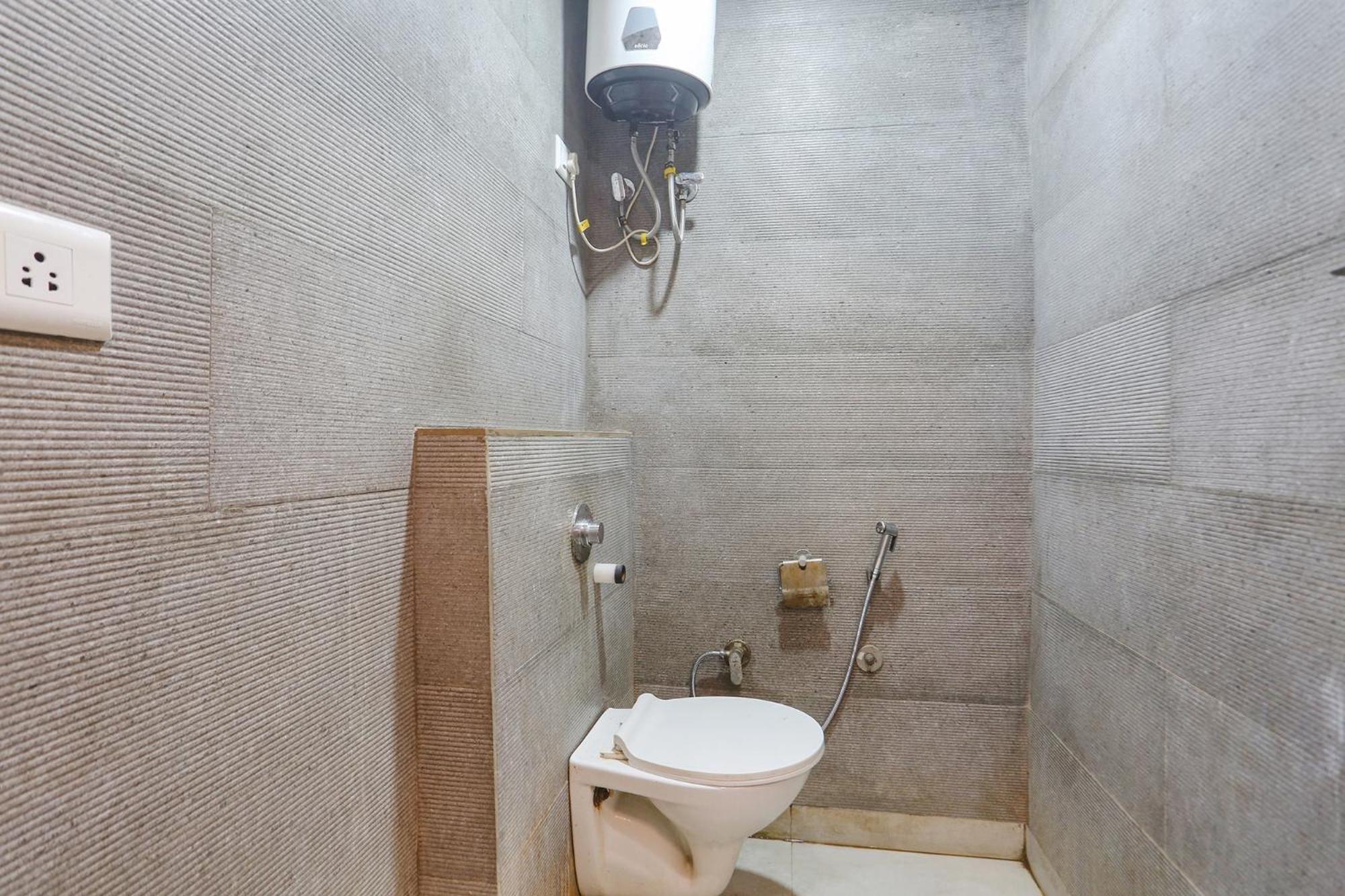 Fabhotel Gold Inn Janakpuri Delhi  Exterior foto