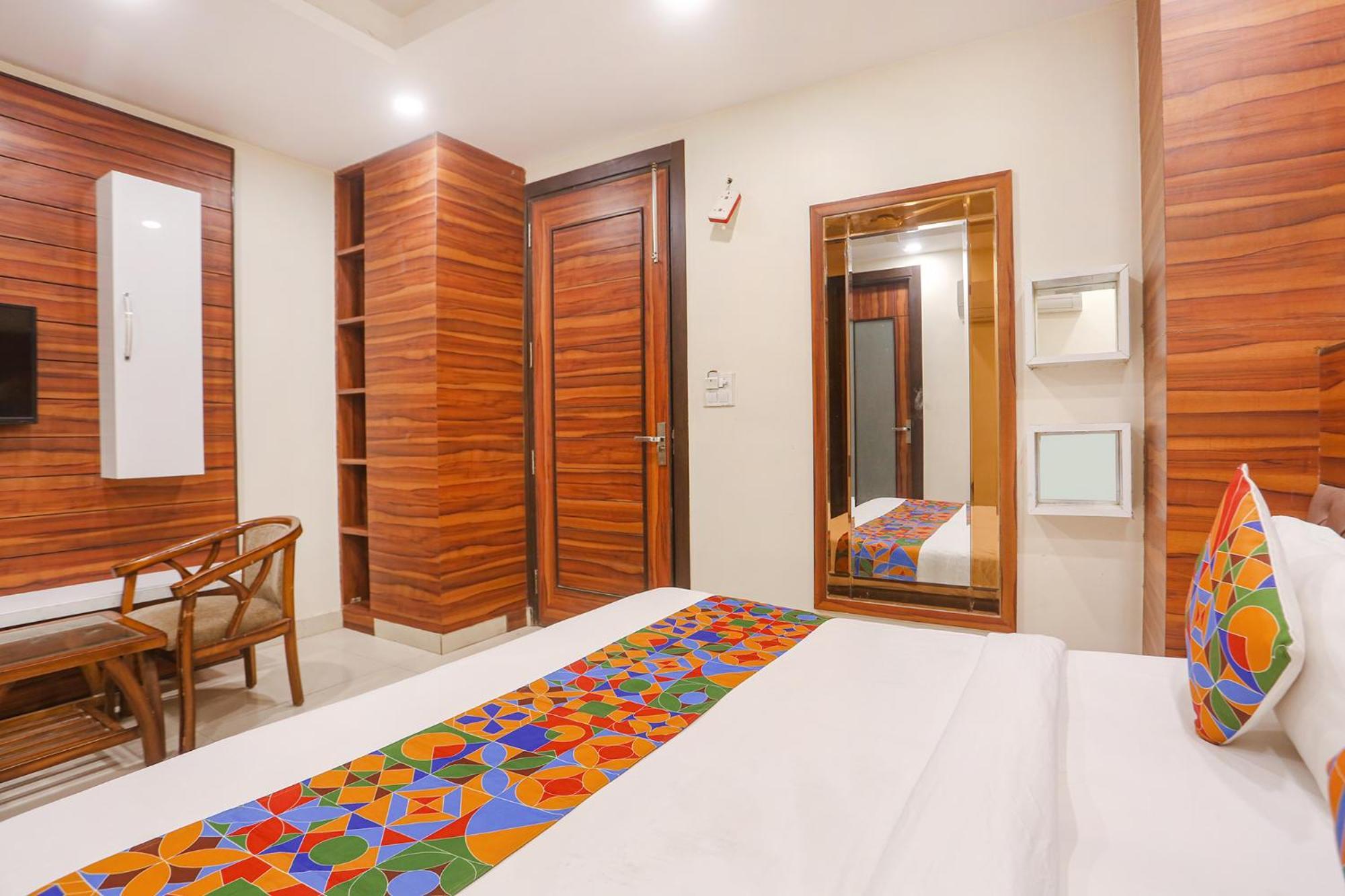 Fabhotel Gold Inn Janakpuri Delhi  Exterior foto